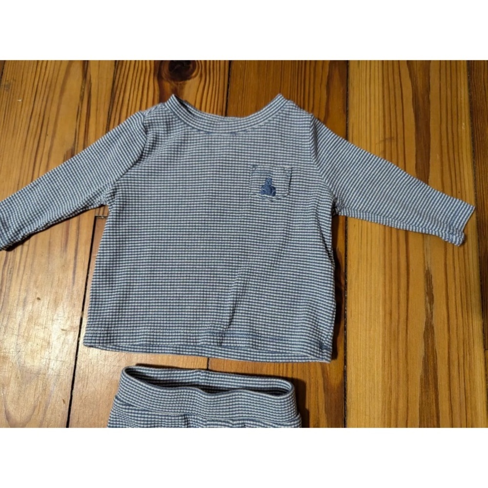 Baby Gap blue striped outfit - Picture 2 of 6
